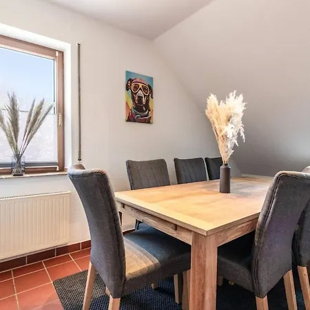 Апартаменты Wohnen Mit Weitblick-eifel Pur