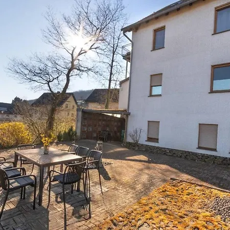 Wohnen Mit Weitblick-eifel Pur * Bermel